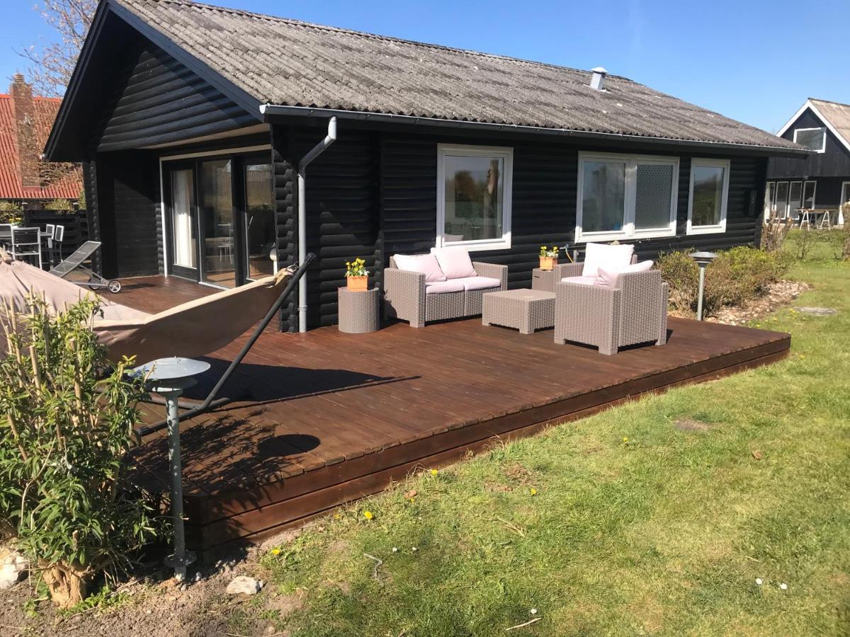 Dejlig Sommerhus 150M Fra Privat Strand Brenderup Exterior foto