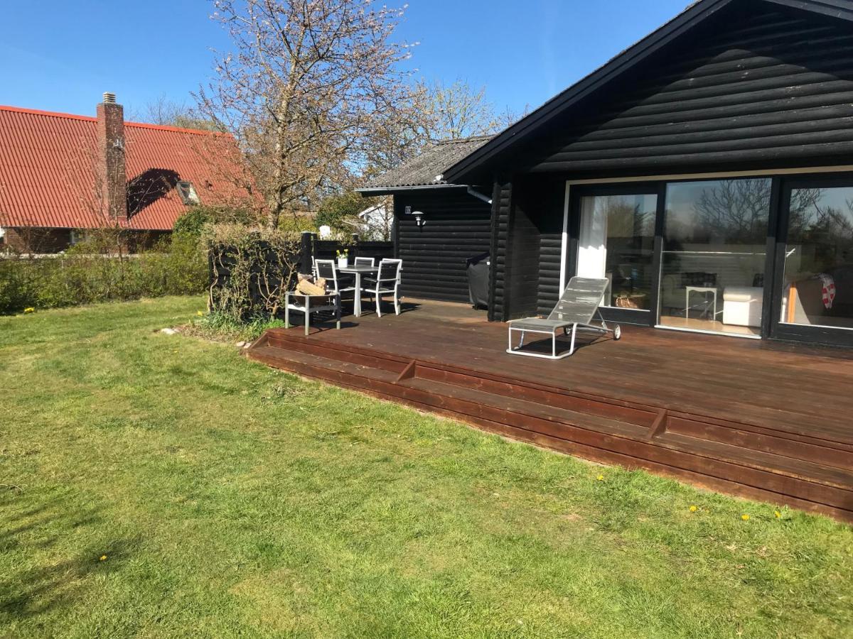 Dejlig Sommerhus 150M Fra Privat Strand Brenderup Exterior foto